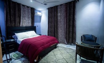 Luxury two bedroom fully furnished wifi and tv