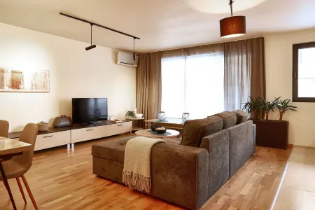 Baratero Club Apartments Private Parking EV Points Отели рядом с достопримечательностью «Централна минерална баня - Музей за история на София»