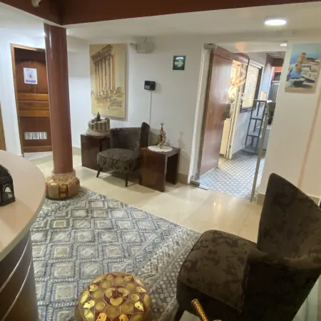 Oasis Hotel
