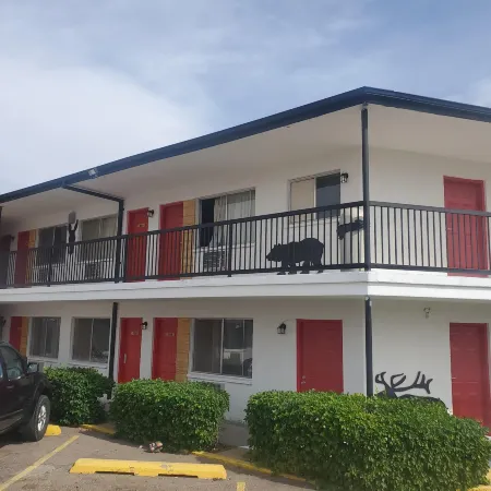 Almara Inn