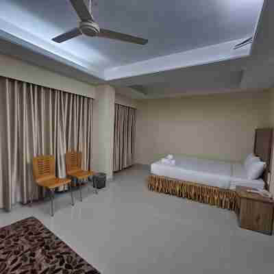 Cox West Inn Rooms