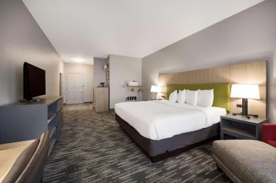 Country Inn & Suites by Radisson, Freeport, IL Hotels near Krape Park
