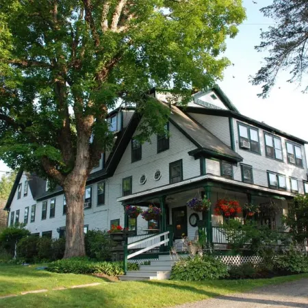 Follansbee Inn