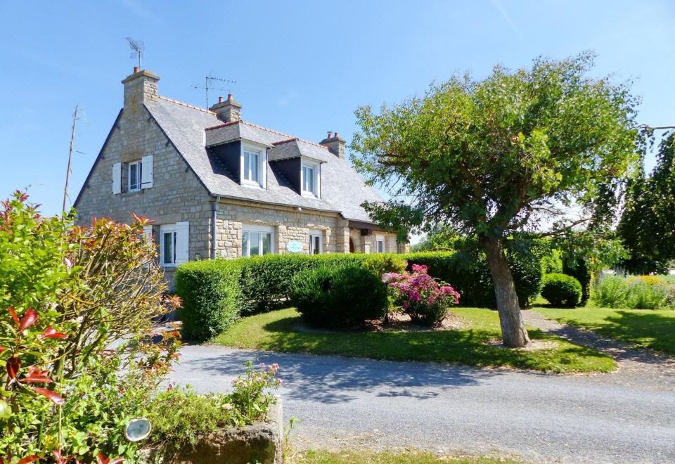 샴브르 도텔 레 비외유 디그 조식