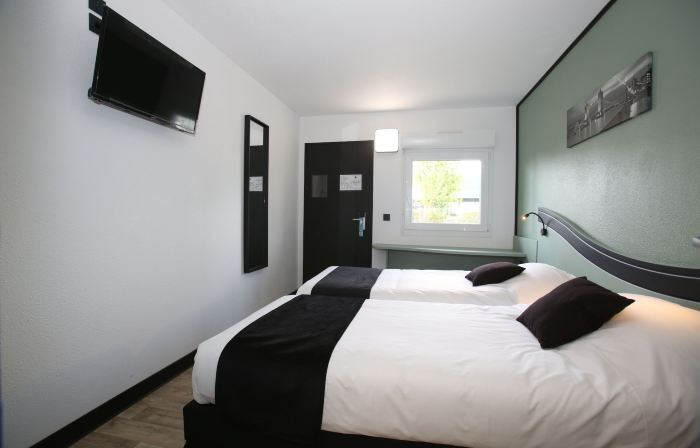 Enzo Hotels Chartres Mainvilliers by Kyriad Direct