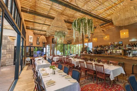 Val de Vine Отели рядом с достопримечательностью «Rust en Vrede Wine Estate»