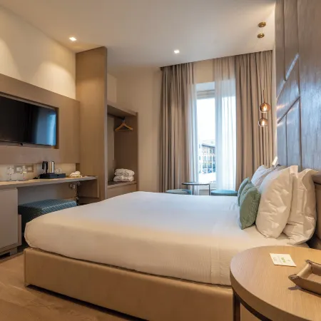 Anna Teresa Luxury