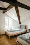 Nimbuzzz Apartments Hotels near Neuhaus Manor Farm AG