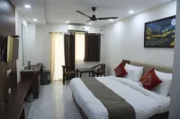 Hotel Om Regency - balcony