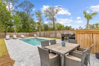 Beach House - Simple Pleasures by Panhandle Getaways Hotels in Port St. Joe