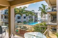 Edgewater Palms Apartments - Pools