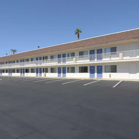 Motel 6 Indio, CA - Palm Springs