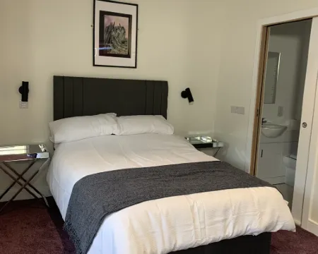 Stag & Thistle Hotel and Restaurant Hotels in Fraserburgh