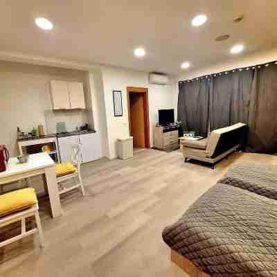Apartments Midnight City Rooms