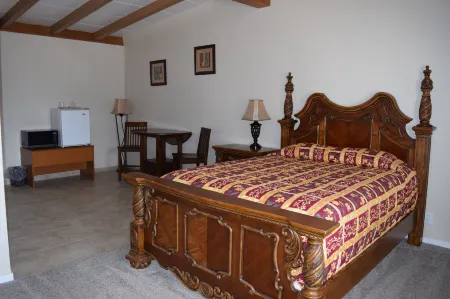 Butterfield Stage Motel Отели в г. Деминг