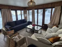 Auberge de l'Ours Hotels in Les Agettes