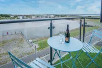 Skyline Duplex Penthouse - Llanelli