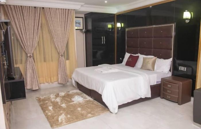 Lushville Hotel & Suites