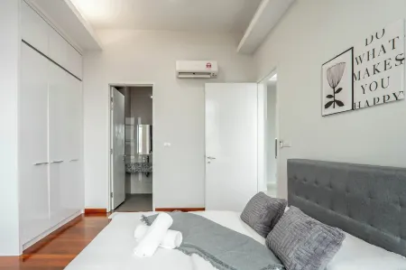 The Azure Residences Kelana Jaya by Airhost Отели в г. Петалинг-Джая