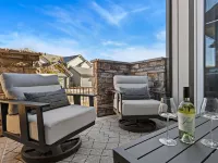 Colorado Modern Retreat with King Beds, Pickleball Hotels in Berthoud