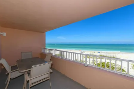 Coquina Beach Club 104 Condo Отели в г. Брадентон Бич