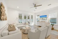 30A Shady Palms by Avantstay Boat-friendly w/ Heated Pool
