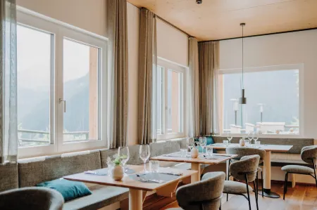 Hotel Berghaus Rosengarten Отели в г. Welschnofen