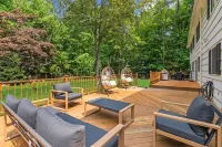 Elegant Big Yard Piano and Springtime Peace