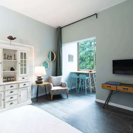 Raphael City Nest Отели рядом с достопримечательностью «Театр Камери»