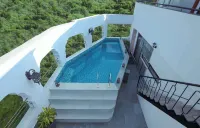 Artisav House - Pools