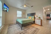 Near the Beach w/ Pool, Boat Parking Golf Cart Zone Agave House by Avantstay