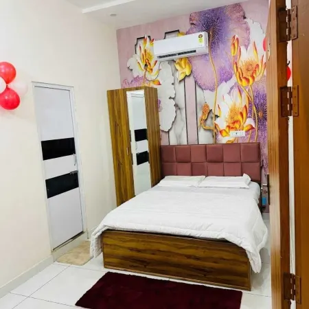 R3 HOTEL