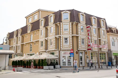 Hotel Helin Central - sarapan