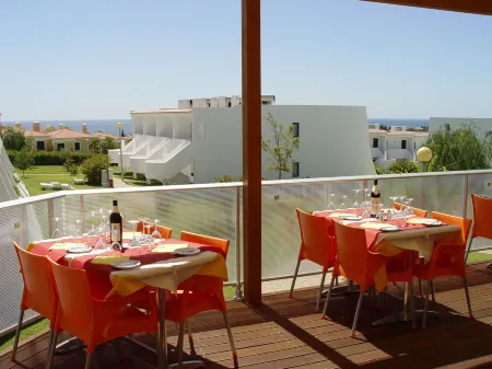 Quinta Das Figueirinhas & Quintinha Village Отели рядом с достопримечательностью «Serenity - Centro do bem-estar»