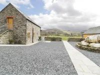Dee Valley Country Escape - Sleeps 4 & Hot Tub فنادق في کینوید، دنبیگ‌شر