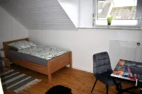 Vacation home Auf Pötsch Cozy vacation home with garden Hotels in Minderlittgen