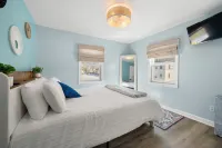 Charming 3BR Apt 1 Mile From Downtown Westerly. Short Drive to Mystic & Casinos.