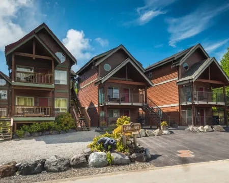 Cabins West Hotels in Ucluelet