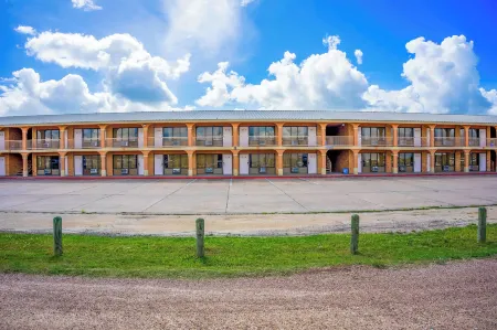 River Valley Motor Inn