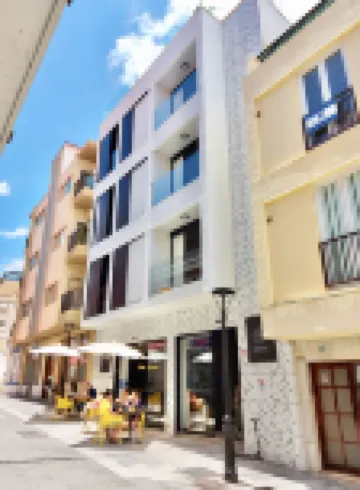Atypicap Capsule Hostel Hotels near Plaza Charco