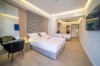 Adam & Eve Suites