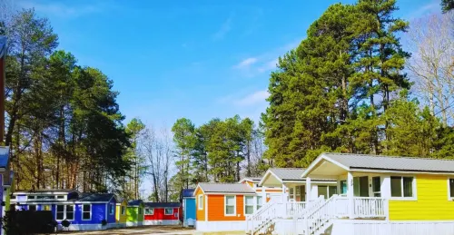 Long Cove Resort and Marina Hotels in Steele Creek