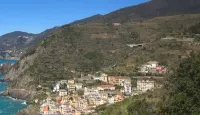Ca' Bea with AC and Terrace Hotels in Vernazza