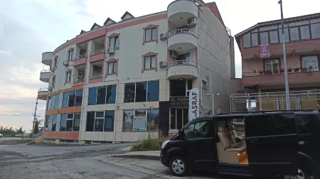 Alasraf Suit Отели рядом с достопримечательностью «Ak Yaşam Residence»