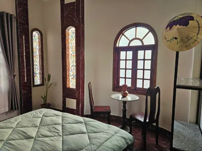 H&H Diamond Nail Guesthouse Hotel di Thủy Thanh