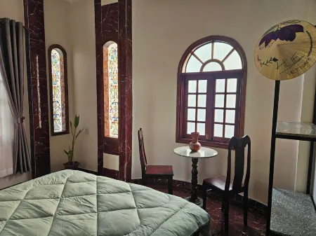 H&H Diamond Nail Guesthouse Отели в г. Phu Duong