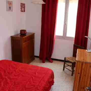 APARTMENT P2 SECOND FLOOR SEA VIEW NEAR THE BEACH Rooms