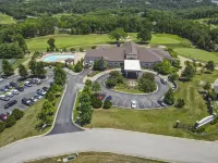 Villa at the Hills - A Grand Branson Vacation! 4 Bdr Golf Resort Villa