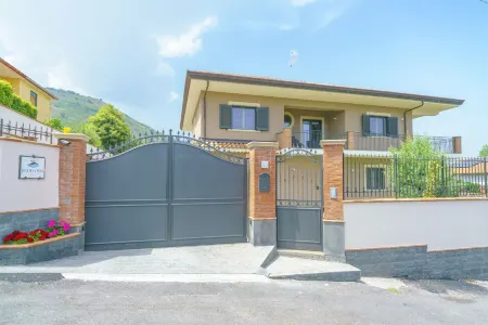 Bedda Mia Etna House B&B Отели в г. Трекастаньи