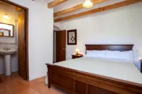 Ca'n Ferru.Old house renovated in Biniaraix overlooking the valley